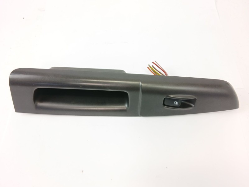 Recambio de mando elevalunas delantero derecho para hyundai getz (tb) 1.1 básico referencia OEM IAM 935801C100  