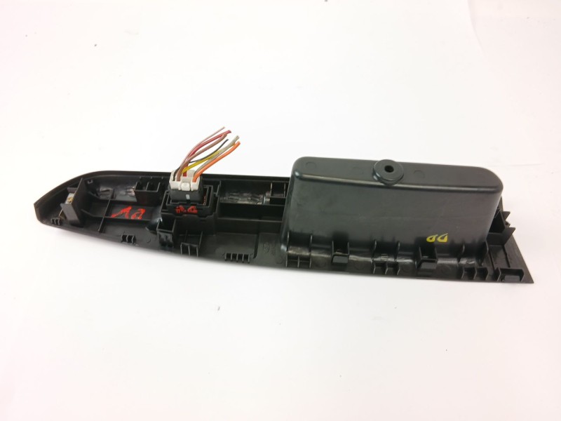 Recambio de mando elevalunas delantero derecho para hyundai getz (tb) 1.1 básico referencia OEM IAM 935801C100  