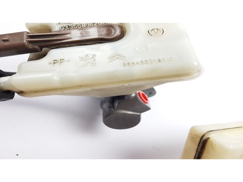Recambio de bomba freno para peugeot 3008 1.6 hdi fap referencia OEM IAM 9654002180 965400218001 