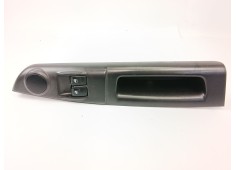 Recambio de mando elevalunas delantero izquierdo para hyundai getz (tb) 1.1 básico referencia OEM IAM 935701C010  