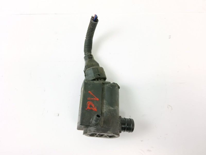 Recambio de bomba limpia para hyundai getz (tb) 1.1 básico referencia OEM IAM 985101C100  