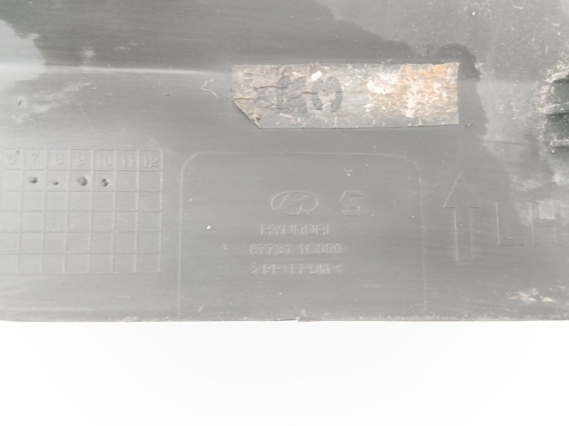Recambio de moldura para hyundai getz (tb) 1.1 básico referencia OEM IAM 877311C000  