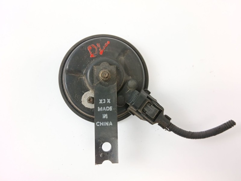 Recambio de claxon para hyundai getz (tb) 1.1 básico referencia OEM IAM   