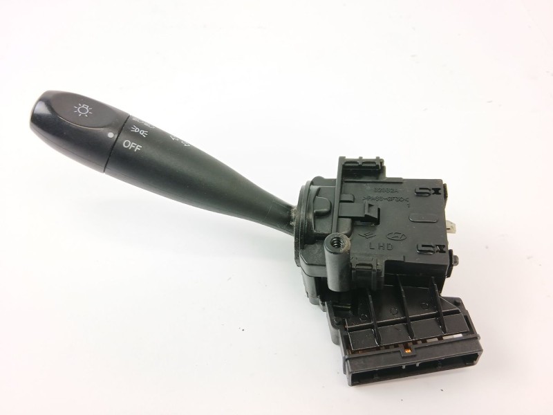 Recambio de mando intermitentes para hyundai getz (tb) 1.1 básico referencia OEM IAM 32932A  