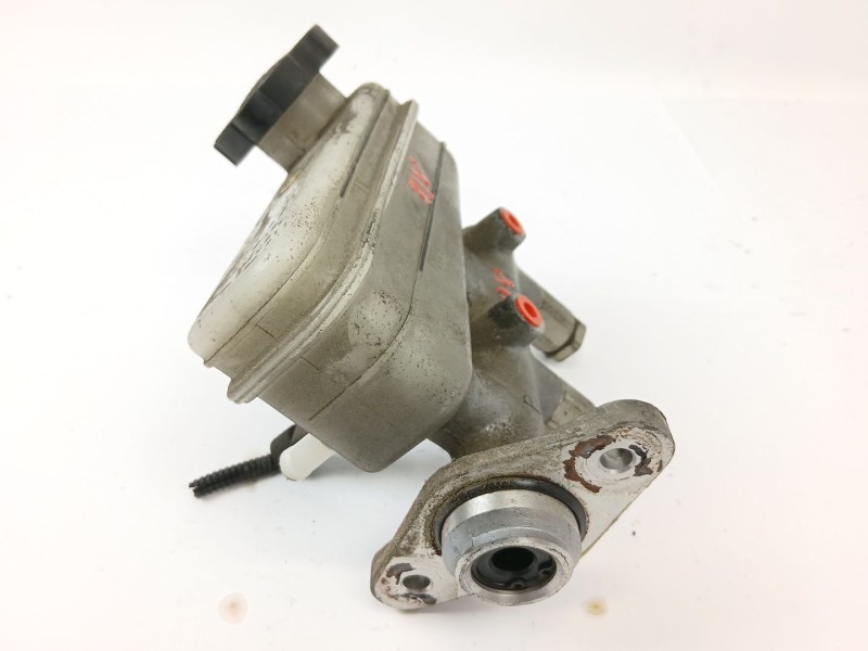 Recambio de bomba freno para hyundai getz (tb) 1.1 básico referencia OEM IAM   
