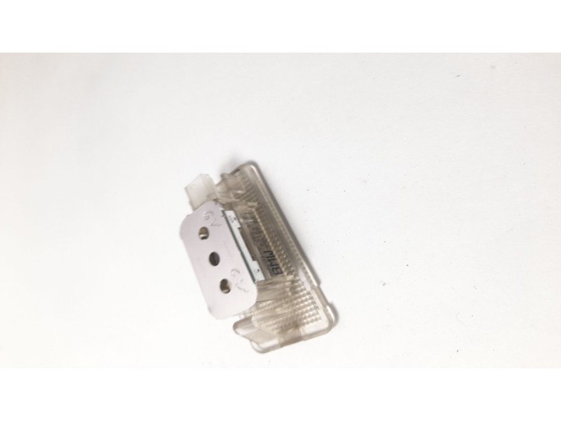 Recambio de luz interior para bmw serie 3 touring (e46) 320d referencia OEM IAM 63318360588 2303700 