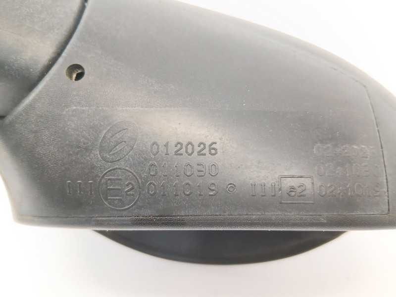 Recambio de retrovisor izquierdo para citroën c3 1.1 vivace referencia OEM IAM E2011019  
