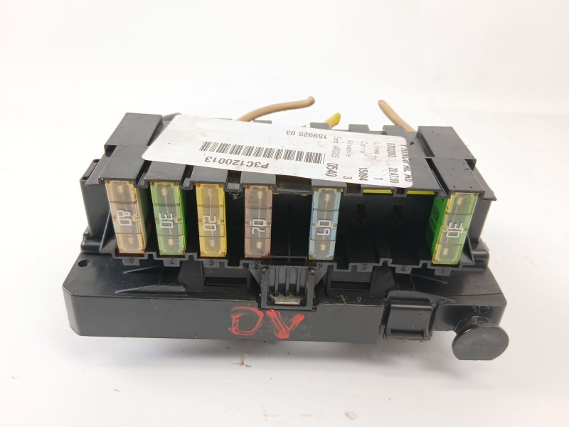 Recambio de caja reles / fusibles para citroën c3 1.1 vivace referencia OEM IAM 9643498880  