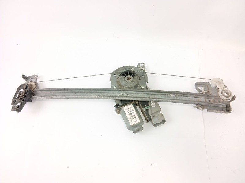 Recambio de elevalunas delantero derecho para citroën c3 1.1 vivace referencia OEM IAM 400618F  