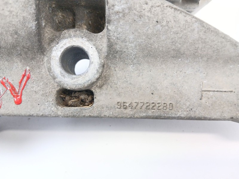 Recambio de soporte motor para citroën c3 1.1 vivace referencia OEM IAM 9647722280  