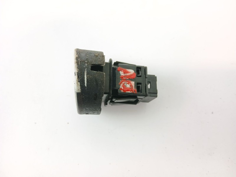 Recambio de boton cierre centralizado para citroën c3 1.1 vivace referencia OEM IAM 96405778  