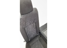 Recambio de asientos traseros para peugeot 3008 1.6 hdi fap referencia OEM IAM    2