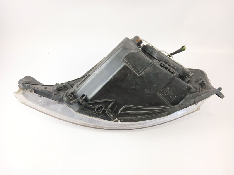 Recambio de faro derecho para citroën c3 1.1 vivace referencia OEM IAM 085521117R  