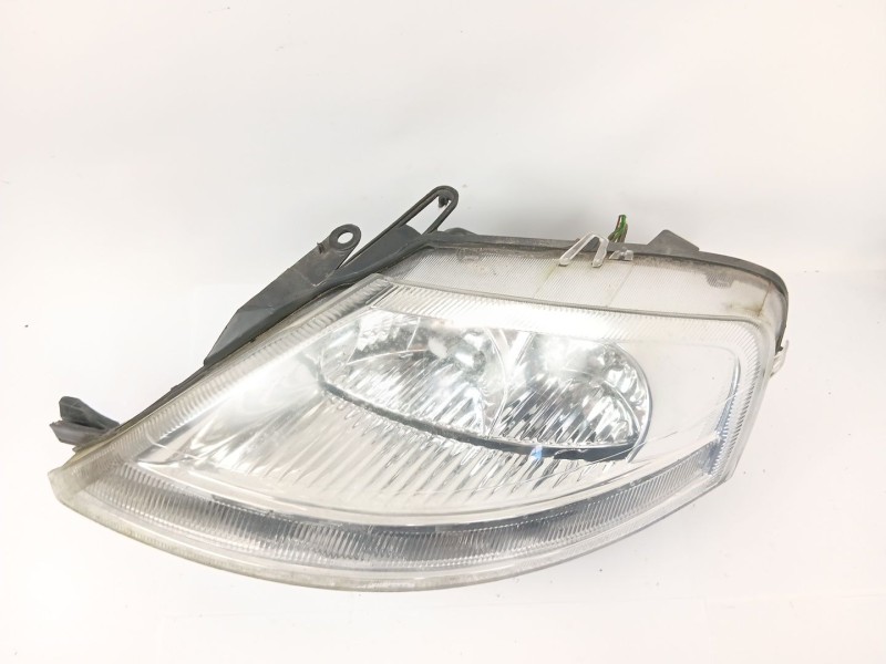 Recambio de faro izquierdo para citroën c3 1.1 vivace referencia OEM IAM 085521117L  