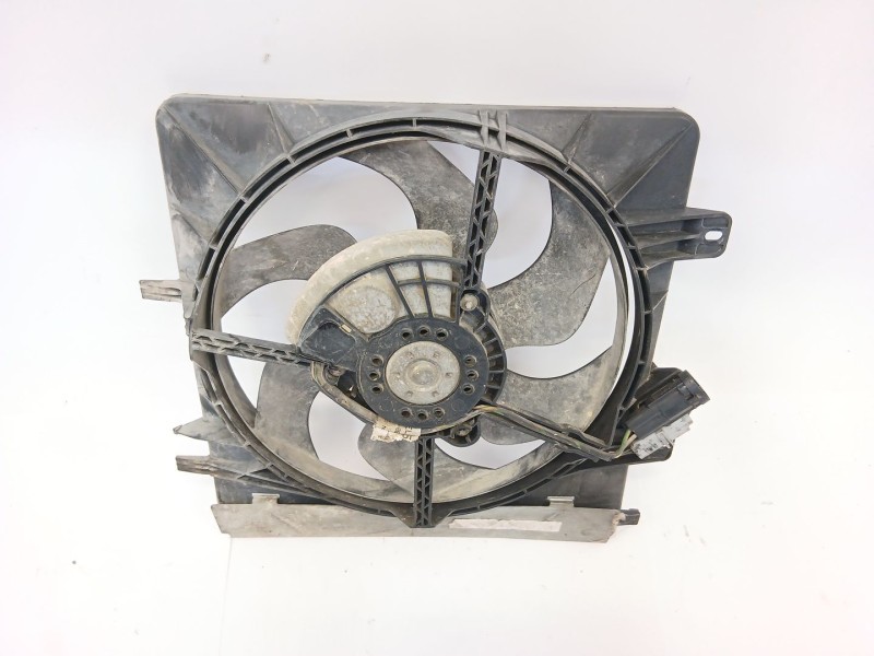 Recambio de electroventilador para citroën c3 1.1 vivace referencia OEM IAM 9638739780  