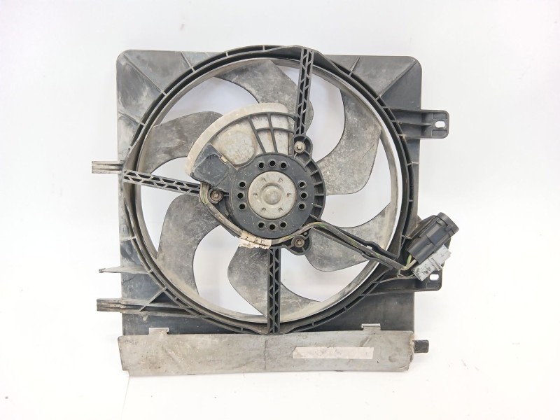 Recambio de electroventilador para citroën c3 1.1 vivace referencia OEM IAM 9638739780  