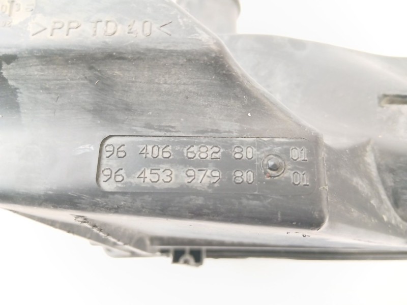 Recambio de filtro aire para citroën c3 1.1 vivace referencia OEM IAM 9640668280  