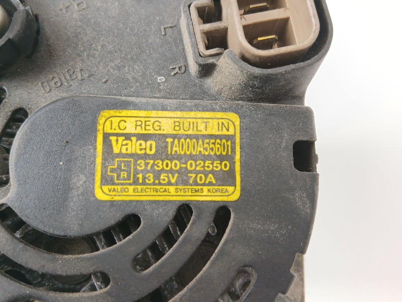 Recambio de alternador para hyundai getz (tb) 1.1 básico referencia OEM IAM 3730002550  