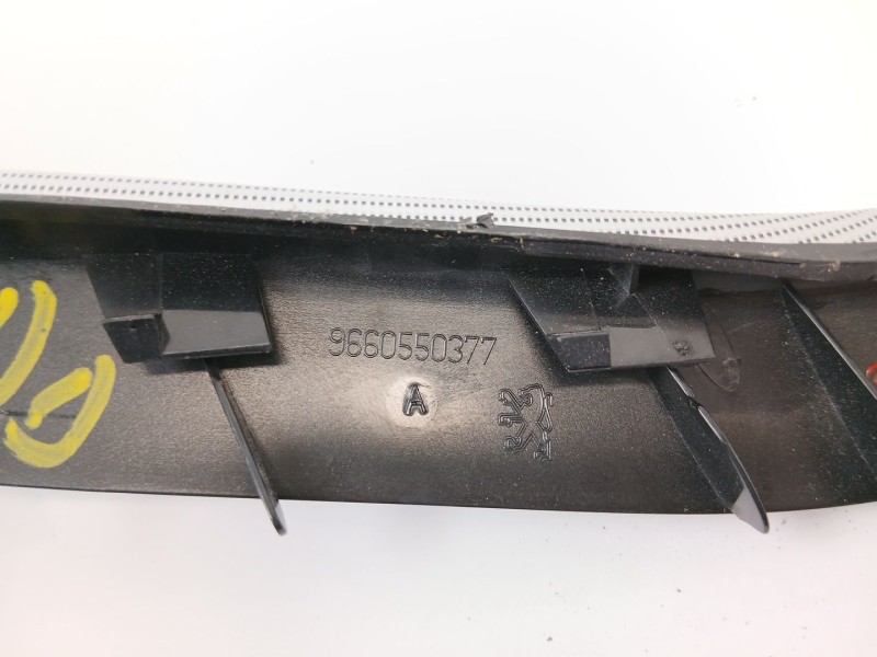 Recambio de moldura para peugeot 308 sw i (4e_, 4h_) 1.6 16v referencia OEM IAM 9660550377  