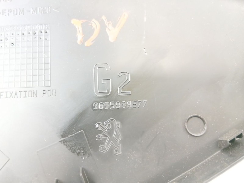 Recambio de moldura para peugeot 308 sw i (4e_, 4h_) 1.6 16v referencia OEM IAM 9655989577  