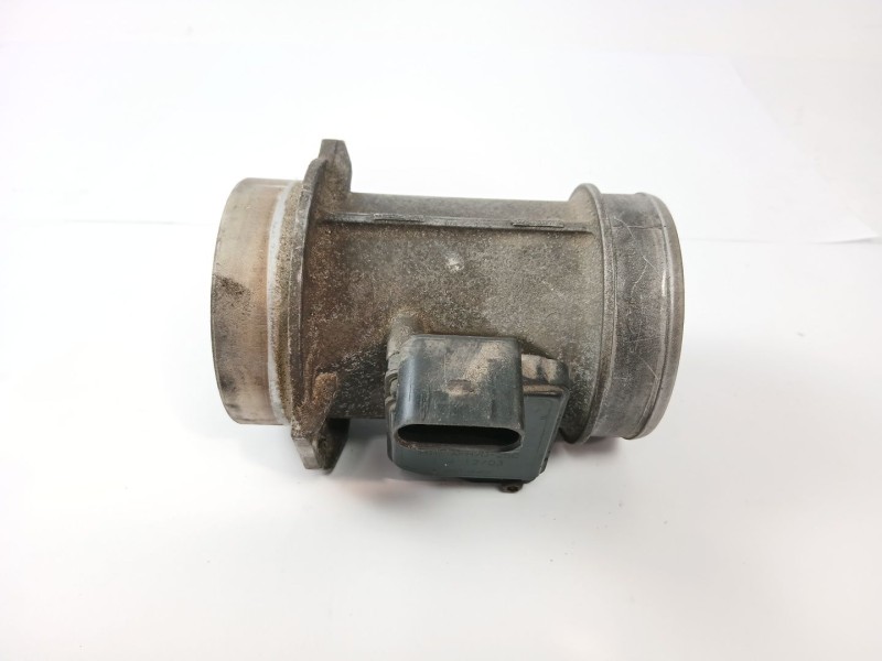 Recambio de caudalimetro para audi a6 avant (4b5) 2.5 tdi referencia OEM IAM 059906461D  