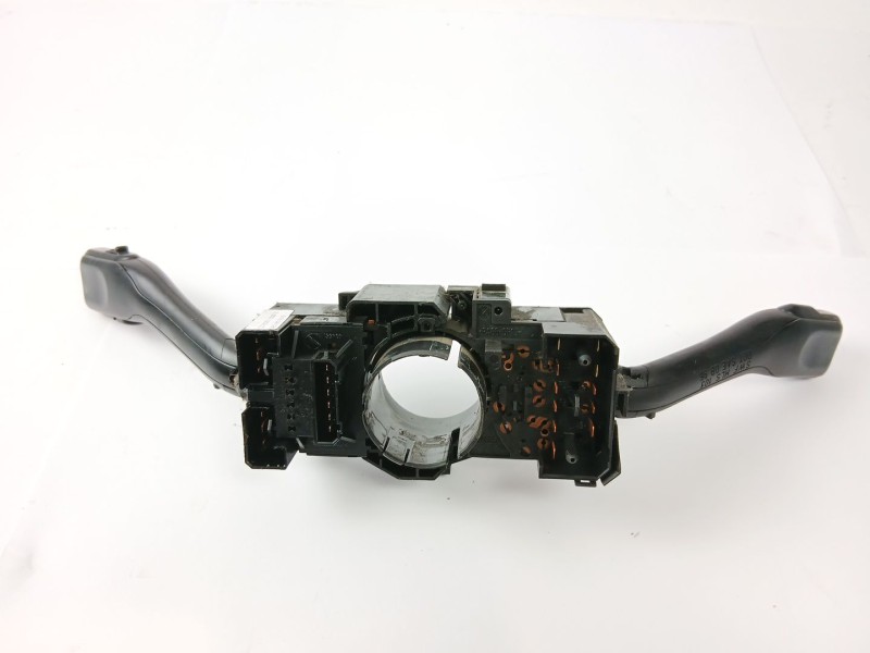 Recambio de mando volante para audi a6 avant (4b5) 2.5 tdi referencia OEM IAM 8L0953513  