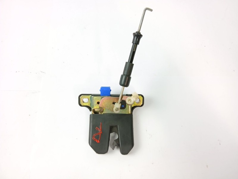 Recambio de cerradura maletero / porton para audi a6 avant (4b5) 2.5 tdi referencia OEM IAM 4B5827505  