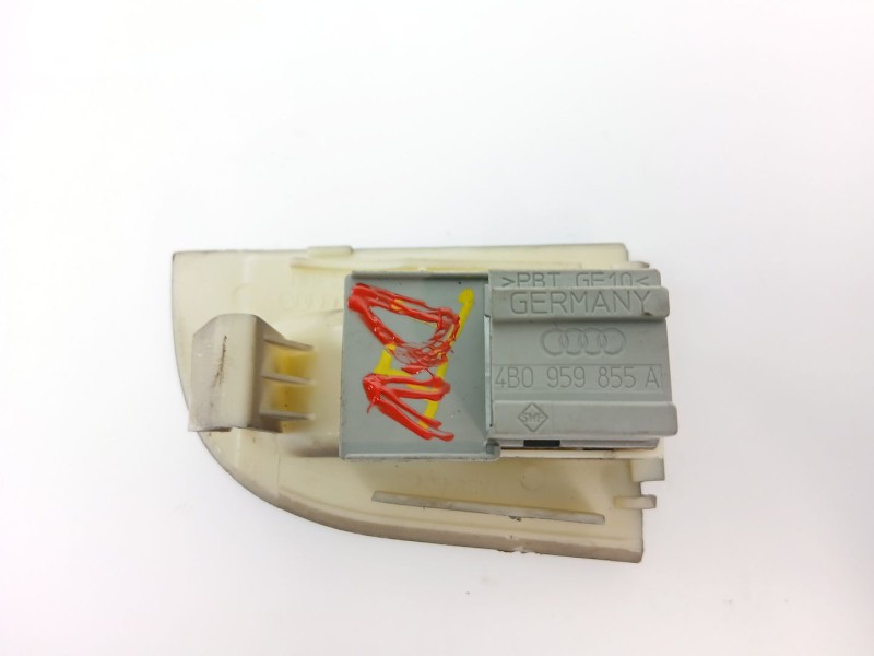 Recambio de mando elevalunas trasero izquierdo para audi a6 avant (4b5) 2.5 tdi referencia OEM IAM 4B0959855  