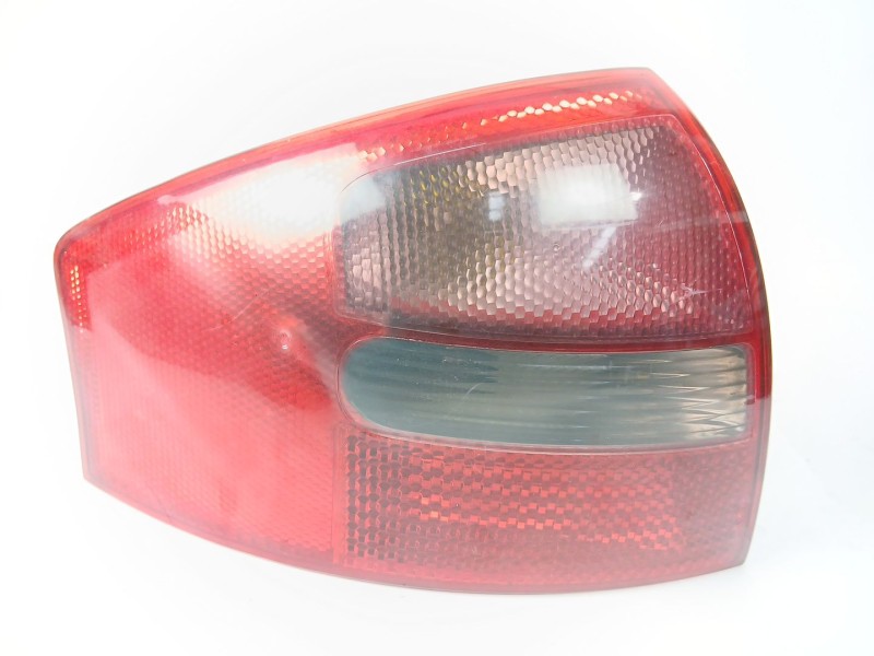 Recambio de piloto trasero izquierdo para audi a6 avant (4b5) 2.5 tdi referencia OEM IAM 485945095  