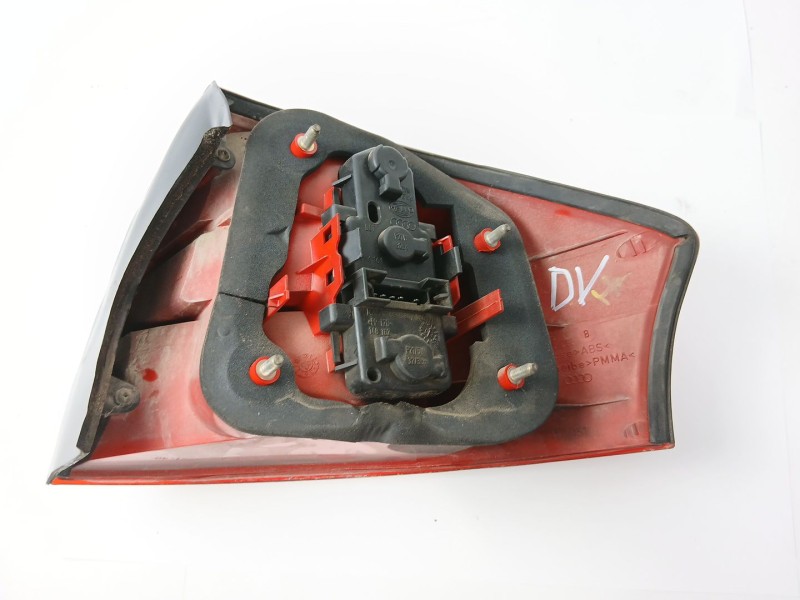 Recambio de piloto trasero izquierdo para audi a6 avant (4b5) 2.5 tdi referencia OEM IAM 485945095  