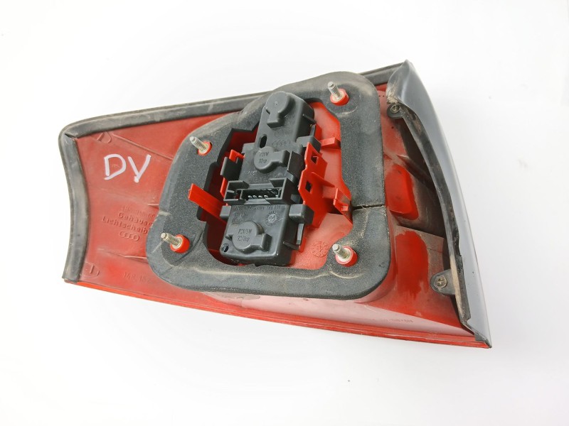Recambio de piloto trasero derecho para audi a6 avant (4b5) 2.5 tdi referencia OEM IAM 4B5945096  
