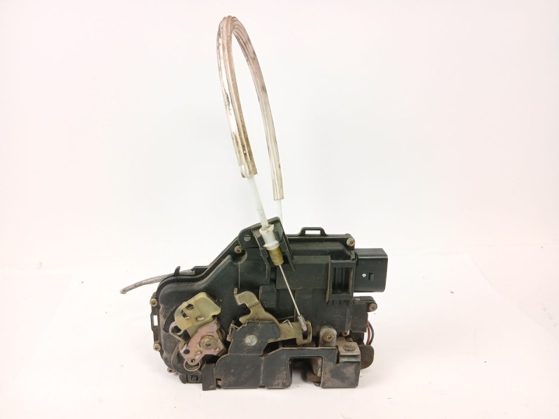 Recambio de cerradura puerta delantera izquierda para audi a6 avant (4b5) 2.5 tdi referencia OEM IAM 4B1837015  