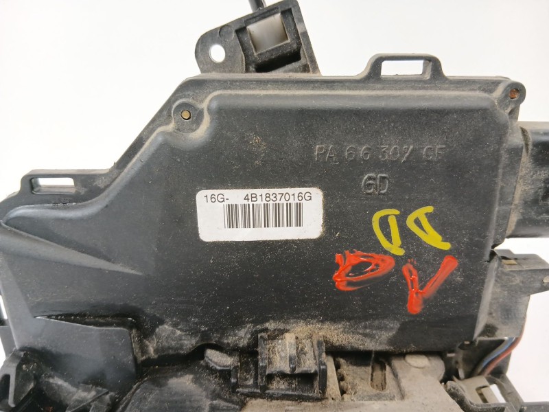 Recambio de cerradura puerta delantera derecha para audi a6 avant (4b5) 2.5 tdi referencia OEM IAM 4B1837016  