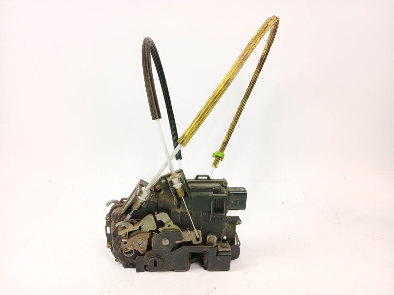 Recambio de cerradura puerta trasera izquierda para audi a6 avant (4b5) 2.5 tdi referencia OEM IAM 4B0839015  