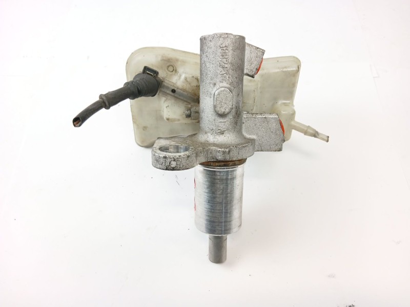 Recambio de bomba freno para audi a6 avant (4b5) 2.5 tdi referencia OEM IAM 32067009  