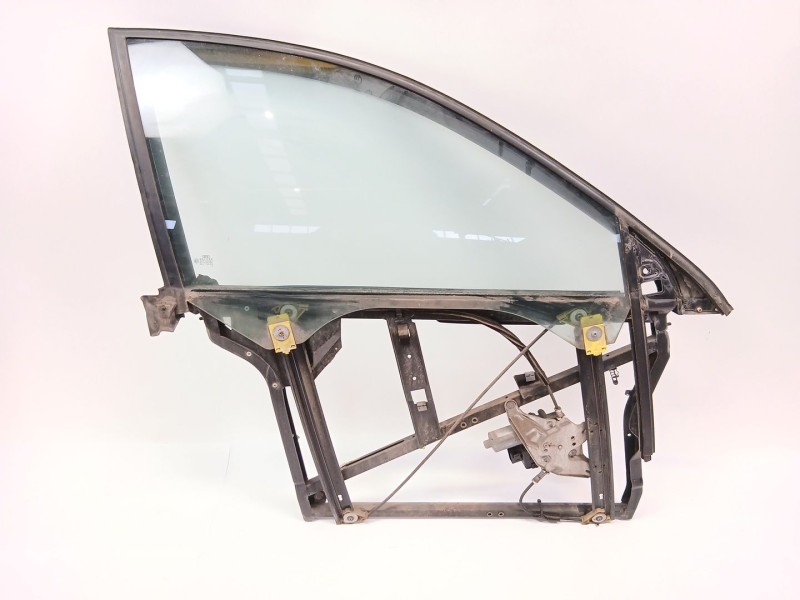Recambio de puerta delantera derecha para audi a6 avant (4b5) 2.5 tdi referencia OEM IAM   