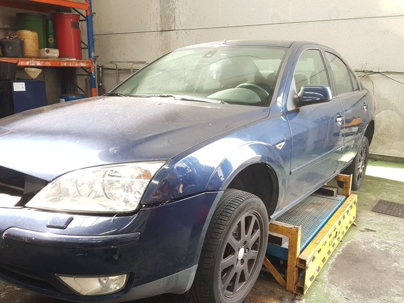 ford mondeo iii sedán (b4y) del año 2004