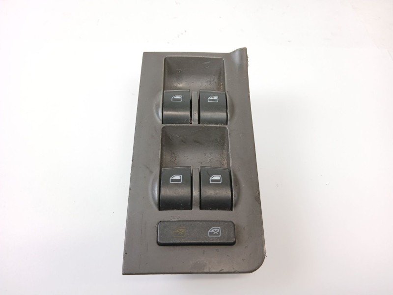 Recambio de mando elevalunas delantero izquierdo para audi a6 avant (4b5) 2.5 tdi referencia OEM IAM 4B0959851  