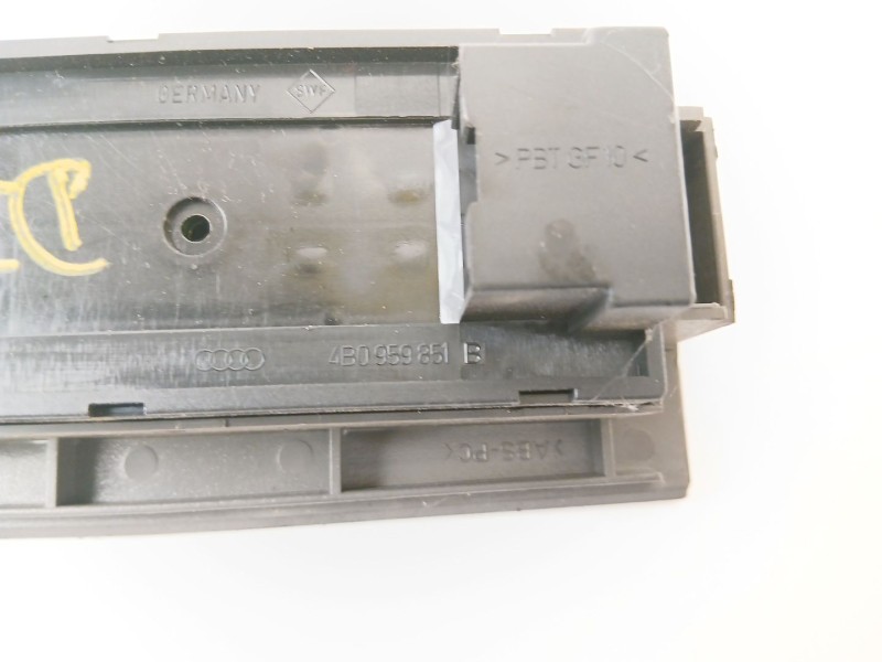 Recambio de mando elevalunas delantero izquierdo para audi a6 avant (4b5) 2.5 tdi referencia OEM IAM 4B0959851  