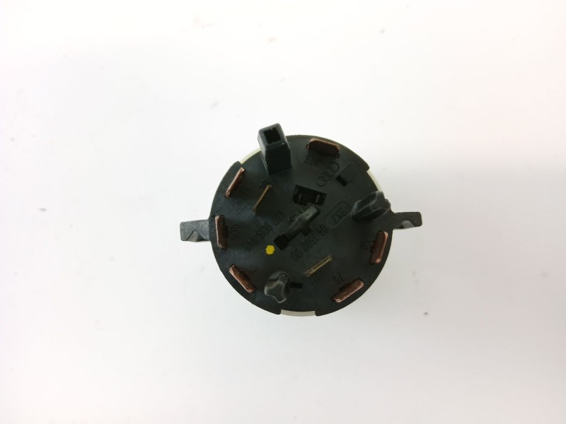 Recambio de interruptor para audi a6 avant (4b5) 2.5 tdi referencia OEM IAM 4B0905849  