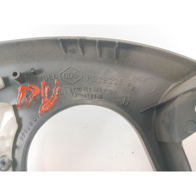 Recambio de moldura para renault megane i classic (la0/1_) 1.9 dti (la08, la0n) referencia OEM IAM 7700419052  