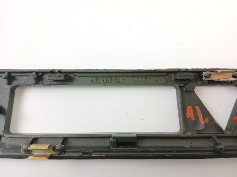 Recambio de moldura para audi a6 avant (4b5) 2.5 tdi referencia OEM IAM   
