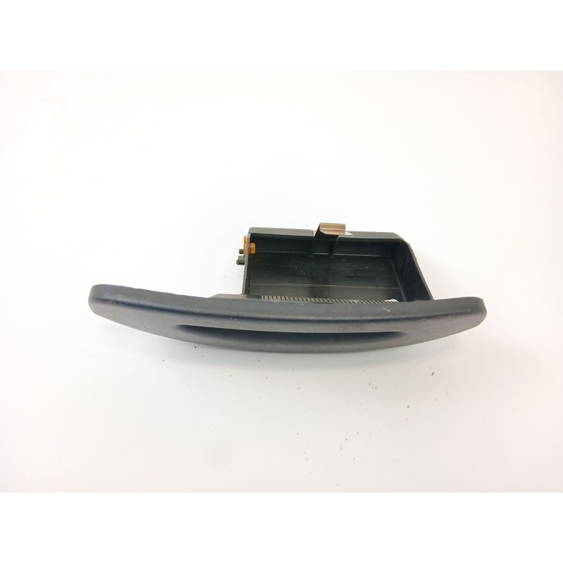 Recambio de cenicero para renault megane i classic (la0/1_) 1.9 dti (la08, la0n) referencia OEM IAM 7700426757  