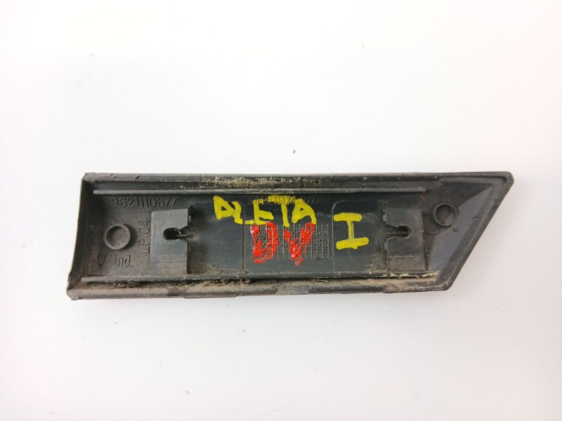 Recambio de moldura para peugeot 306 break (7e, n3, n5) 1.9 td referencia OEM IAM 9621110677  