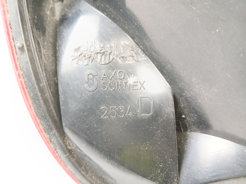 Recambio de piloto trasero derecho para citroën xsara coupé (n0) 1.9 td referencia OEM IAM 2534D  