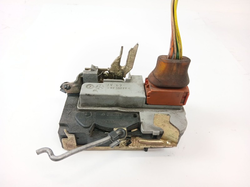 Recambio de cerradura puerta delantera izquierda para citroën xsara (n1) 1.9 d referencia OEM IAM   