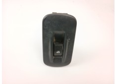 Recambio de mando elevalunas delantero derecho para renault trafic ii furgoneta (fl) 2.0 dci 115 (fl01, fl0u) referencia OEM IAM 2