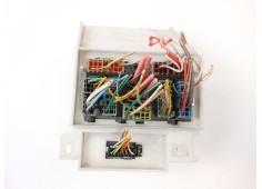Recambio de caja reles / fusibles para citroën xsara (n1) 1.9 d referencia OEM IAM 9624022480  