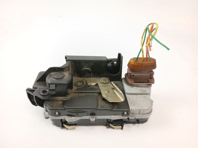 Recambio de cerradura puerta trasera izquierda para citroën xsara (n1) 1.9 d referencia OEM IAM   