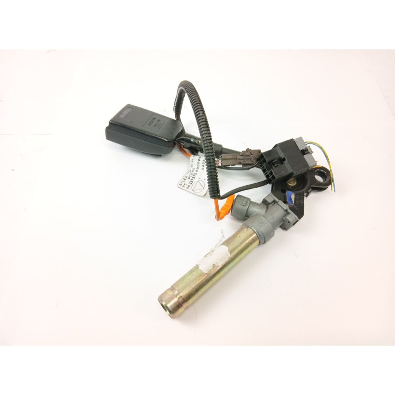 Recambio de enganche cinturon seguridad delantero izquierdo para citroën xsara (n1) 1.9 d referencia OEM IAM 542347711A  
